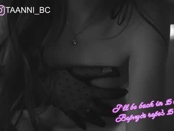 female cam girl taanni_bc image #3060753