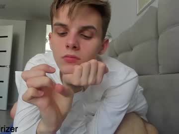female cam man horny_jerk_roy_prick2001 image #1978268