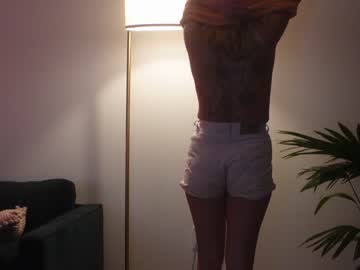female cam girl internet_famous image #2587815
