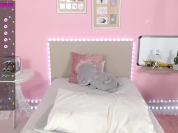 female cam girl little_effy18 image #1306438