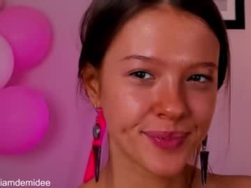 female cam girl _demi_dee_ image #1202822