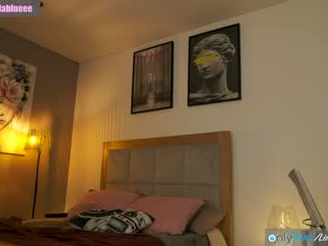female cam girl lindabluee image #827770