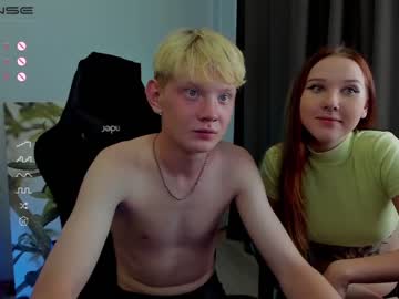 female cam couple henscheldeas image #2263908