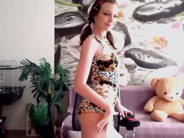 female cam girl jennycutey image #1372702