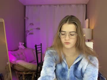 female cam girl zlata_luna image #658576