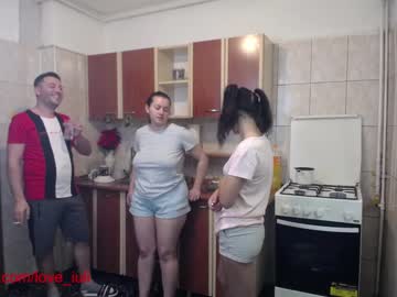 female cam couple iuliana32 image #337153