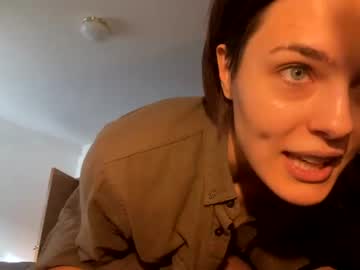 female cam couple thea_chamelion image #3966418