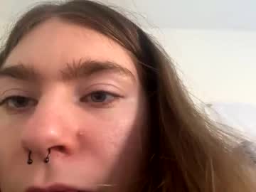 female cam girl emostonerkitty image #4042385