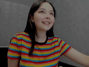 female cam girl kikirasparkle image #4070130