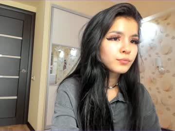 female cam girl akino_17 image #370308