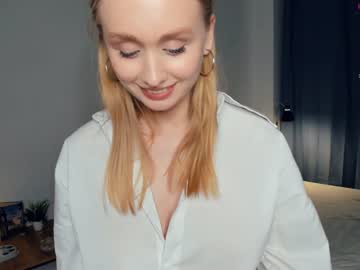 female cam girl go1den_hair_ image #3943716