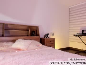 female cam couple emilyortiz_ image #2484495