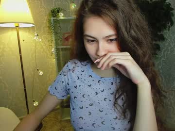female cam girl little_mandy image #1800142