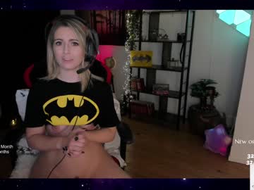 female cam girl kimilee22 image #2863683