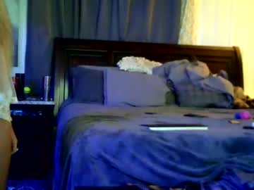 female cam couple hotlantamilf411 image #1618456