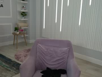 female cam girl mia_devill image #2932342