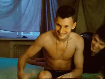 female cam man kevin_ringer image #1700370
