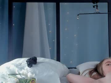 female cam girl sinacampby image #2578255