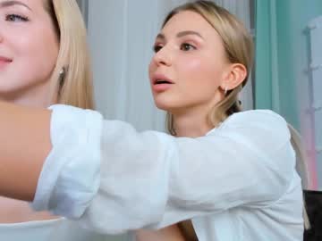female cam girl emmi_rosee image #1605064