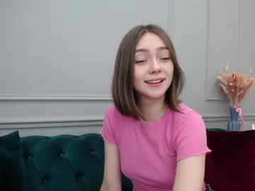 female cam girl adelewilson__ image #283193
