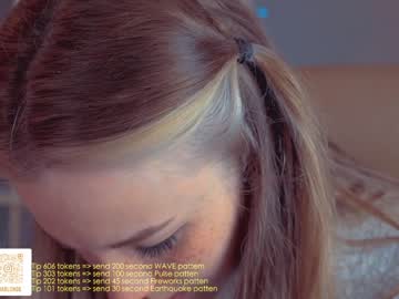 female cam girl mia_milagros image #1222072
