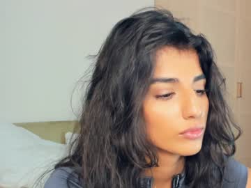 suzannedavise  female  webcam