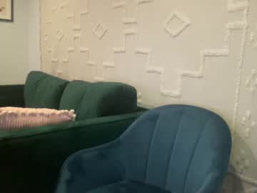 female cam girl internet_famous image #1991235