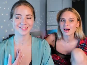 female cam girl emmi_rosee image #3027130