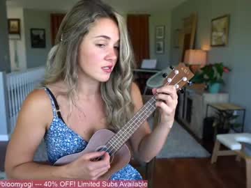 female cam girl bloomyogi image #2074090