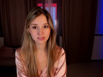 female cam girl milablush image #3893933