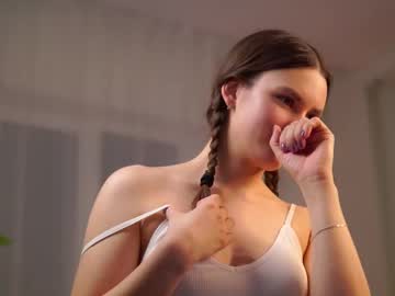 female cam girl philomenacutsforth image #4058537