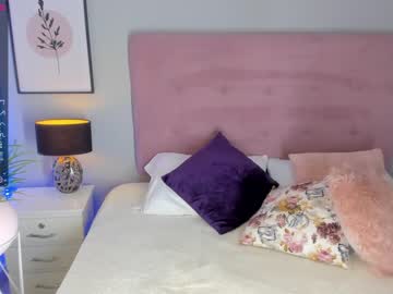 female cam girl caterinezapataa image #3061668