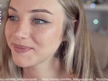 female cam girl mia_milagros image #2499810
