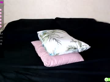 female cam couple wolfy_foxy image #2739712