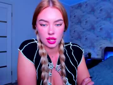female cam girl 8a8y_nura image #3389833