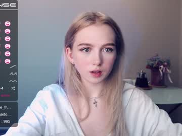 female cam girl small_blondee image #544051