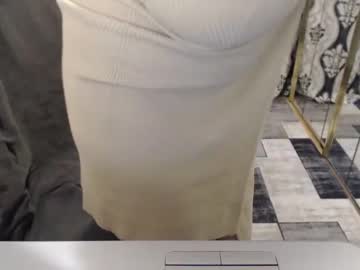 female cam girl nicky_38hhugetits image #181667