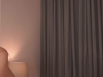female cam girl _2strangers image #287174