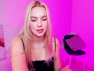 female cam girl 8a8y_nura image #944373