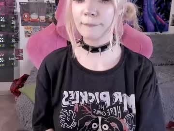 broodmommyy3  female  webcam