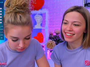 female cam couple huntertiana image #676977