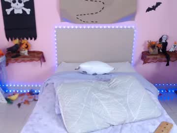 female cam girl little_effy18 image #351902