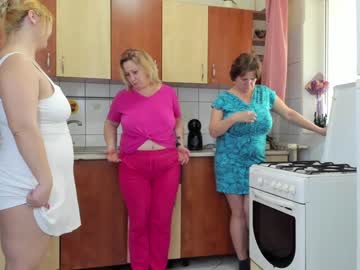 female cam couple juliana35 image #3705901