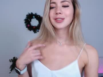 female cam girl emmi_rosee image #794213