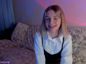 female cam girl melondama image #3099228