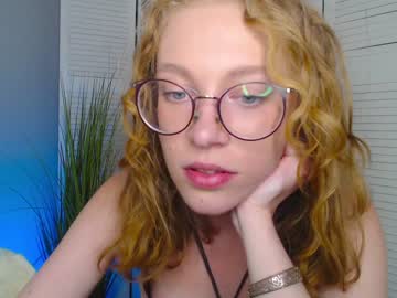 female cam girl little_hot1ie image #2236529