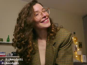 female cam girl siamodo image #859445