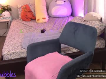 female cam girl blue_bubbles118 image #1671750