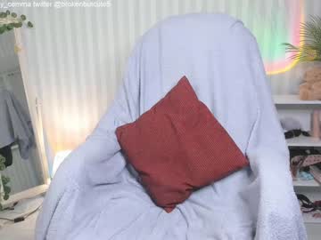 female cam girl broken_but_cute image #450083