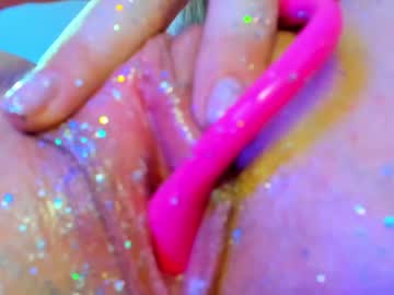 female cam girl _meganmeow_ image #2192150
